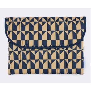 Kind Bag London Recycled Padded 13 in Laptop Sleeve Geometric Navy Coffee